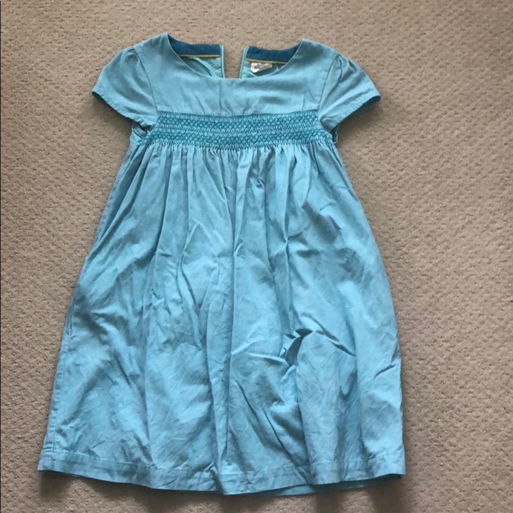 Mini boden girls smocked dress